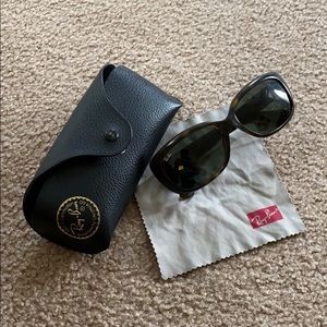 Ray-Ban Jackie Ohh Tortoise frames